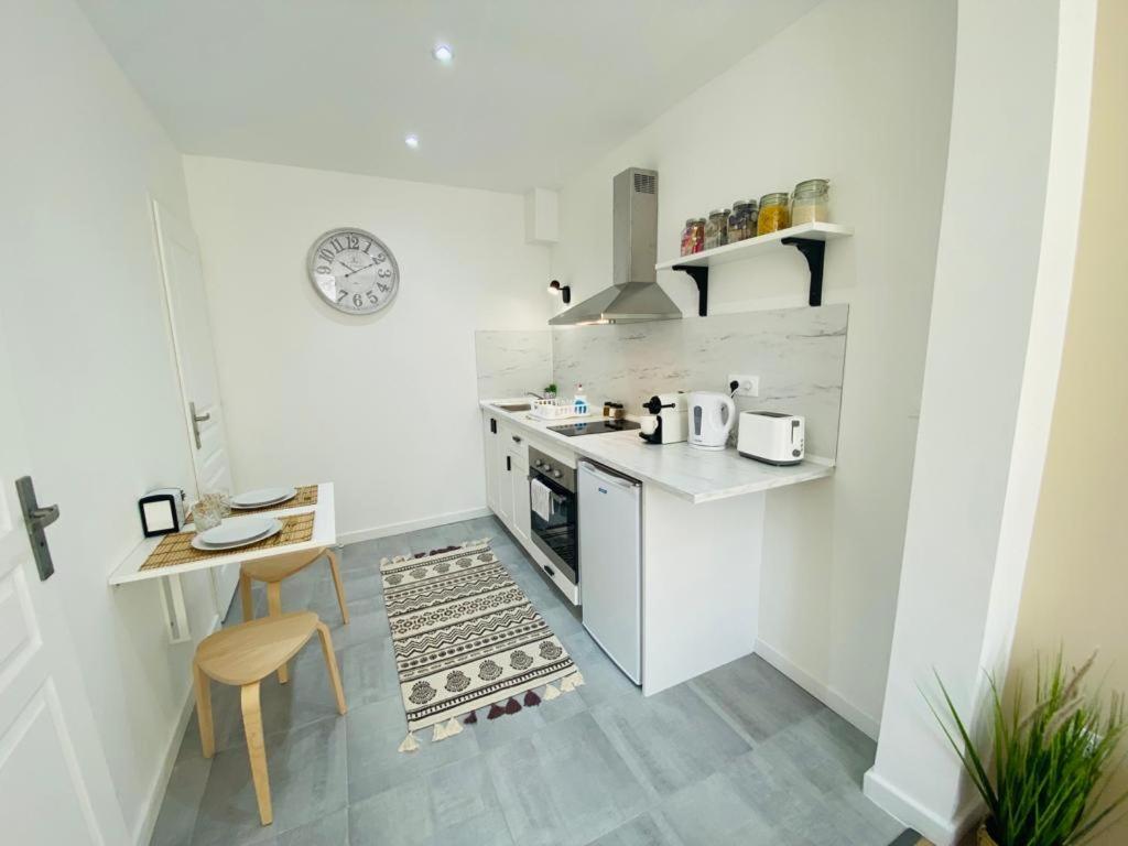 Ferienwohnung Studio Cosy En Plein Coeur De Soissons Exterior foto